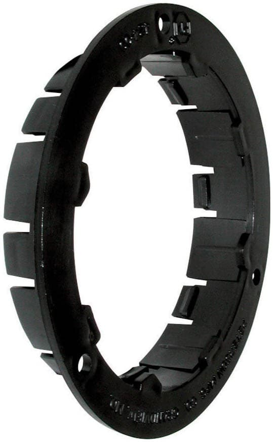 BKT MTG FLNG RND BLK SNAP-IN 5.47"X1"