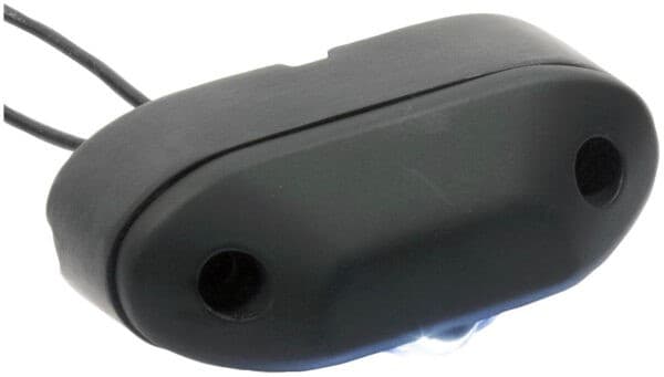 LED LIC LGT OVL TOP MNT W/PLUG  3"X1.23"
